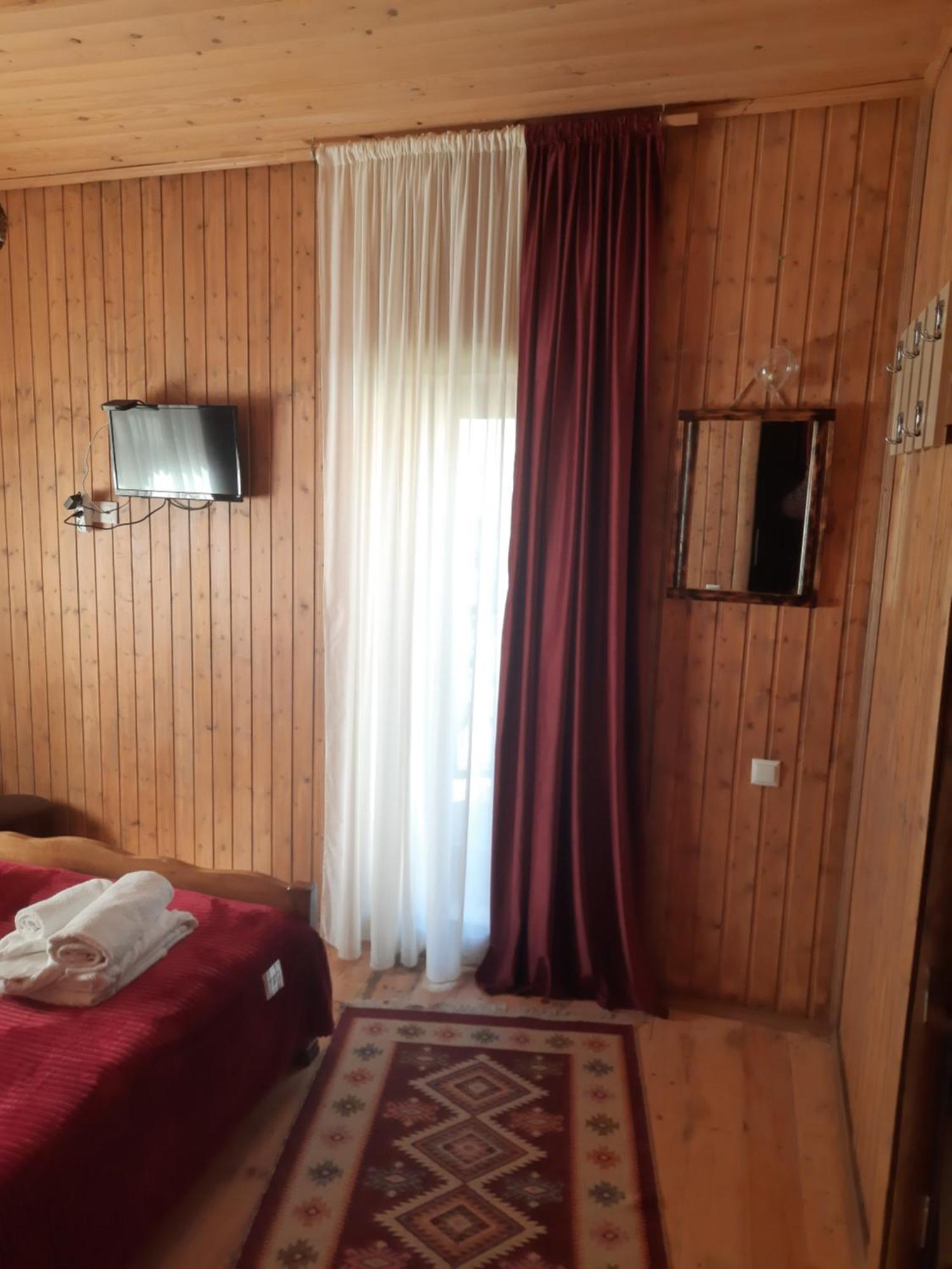 Bana Hotel Kazbegi Kültér fotó