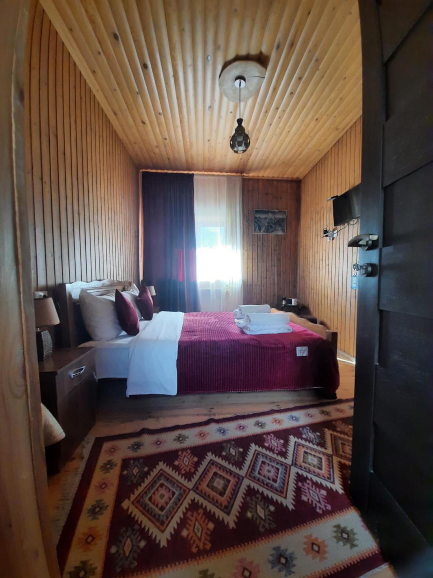 Bana Hotel Kazbegi Kültér fotó